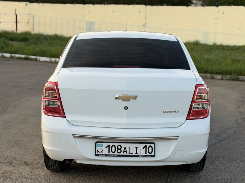 Chevrolet Cobalt 2022; Автомат