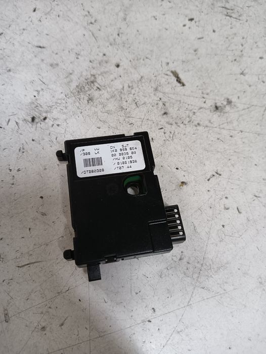 Senzor Unghi Volan Skoda Octavia Ii Combi (1Z5) [ 2004 - 2013 ] Oem 1K