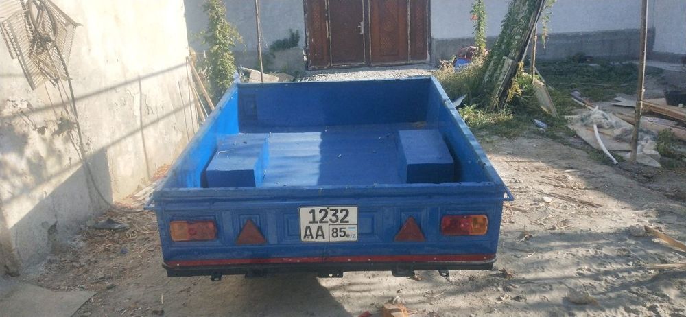 Тиркама сотилади.