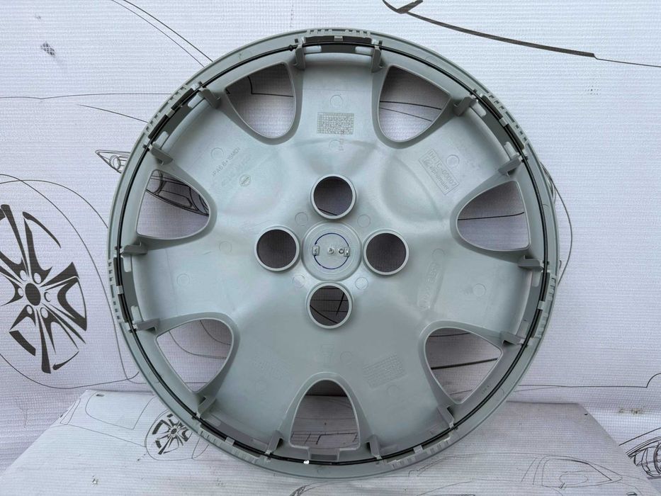 Capac Roată R15 Gri Argintiu Nissan Micra 40315AX700 2004 / [2003-2007] / (4B2)