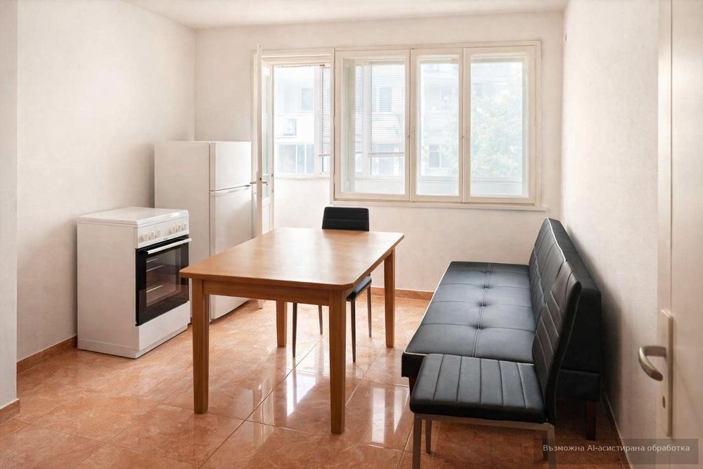 Дава се под наем Тристаен апартамент в Пловдив, Младежки Хълм - 65 кв.м за 378.93 € - Снимка #1