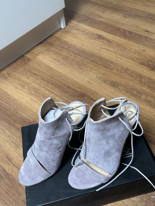 Sandale piele intoarsa Il Passo, nr38, toc 10, culoare gri/lila