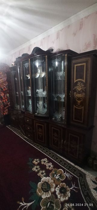 Мебель Срочно продам стенку не дорогой