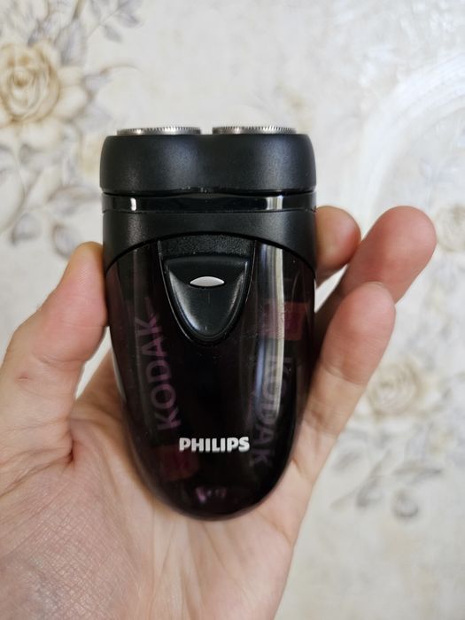 Електрическа машинка за бръснене на Phillips