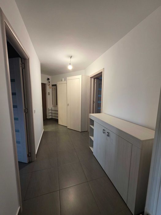 3 camere decomandat renovat complet, centrala proprie, direct proprietar, str. Uranus, bloc 2001