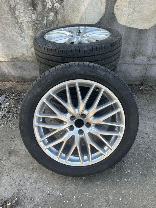 Vând jante originale Audi Q5 255/45/20 cu anvelope de vara în stare perfectă