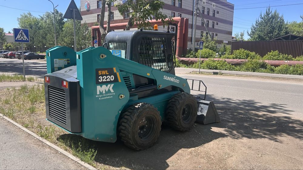 Услуги мини погрузчика sunwad 3220