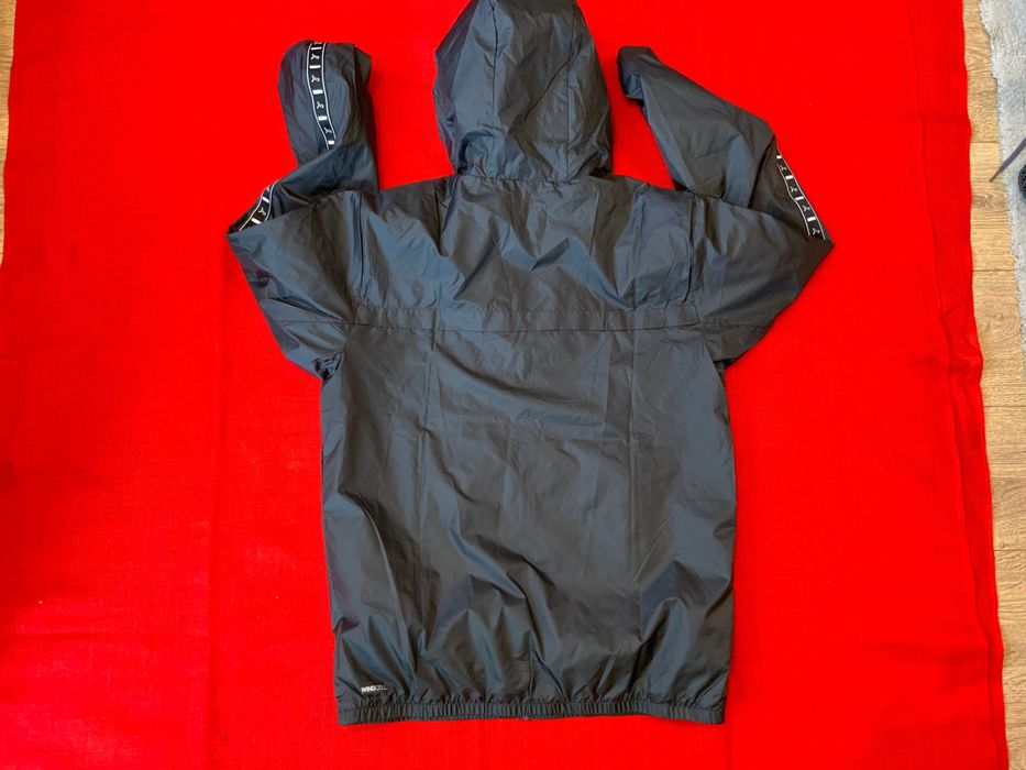 Puma-оригинално яке ветровка с-м