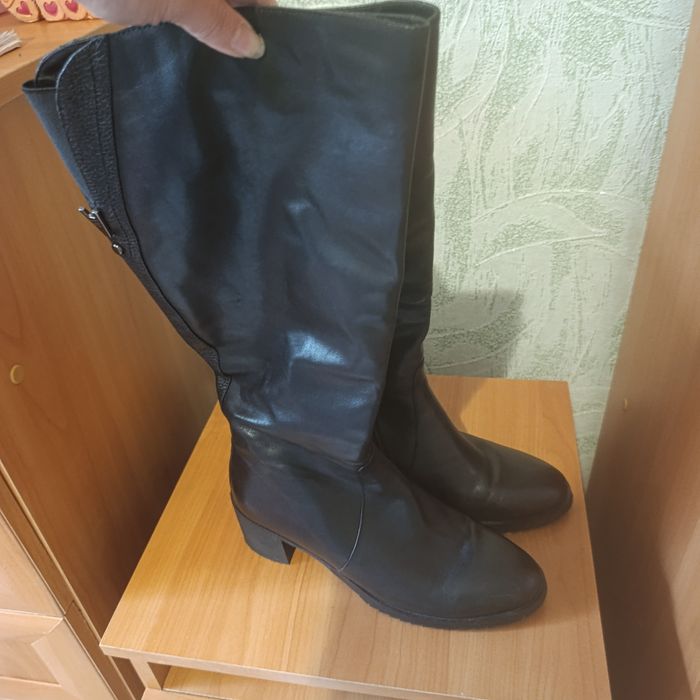 Продам сапоги кожаные