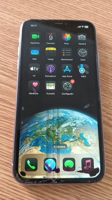 vand iphon 11 ecranul cel original ,se poate vedea in poza ca este si displayul