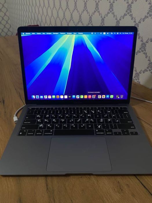 Продам  mackbook