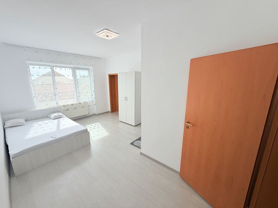 Apartament de închiriat