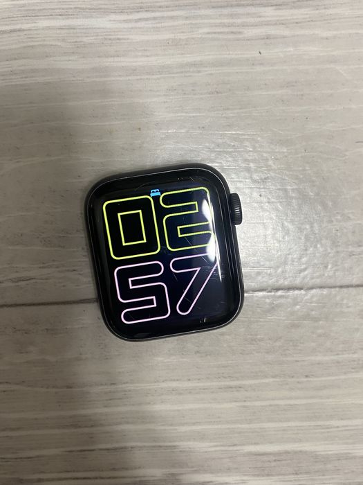 Apple Watch SE 2020 Nike