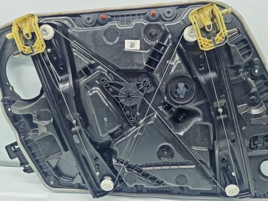 Macara electrica geam dreapta fata Mercedes Clasa A (W177) [Fabr 2019-