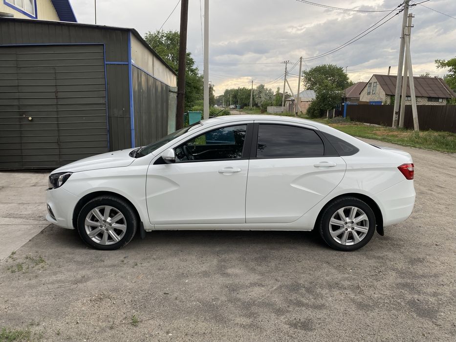 Продам Lada Vesta 1.6, 2020 г