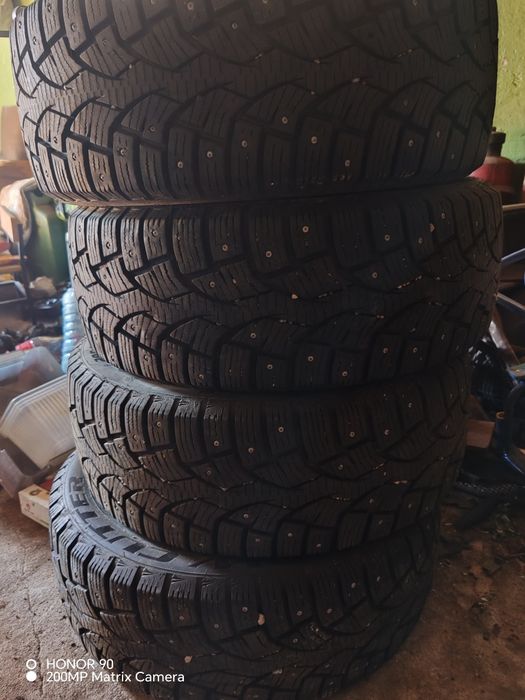 Продам 16 резины зимние