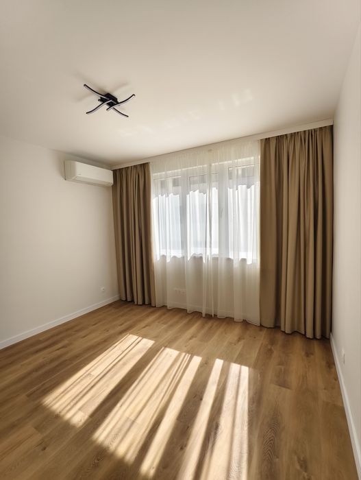 Дава се под наем Тристаен апартамент в София, Редута - 100 кв.м за 1020 € - Снимка #9