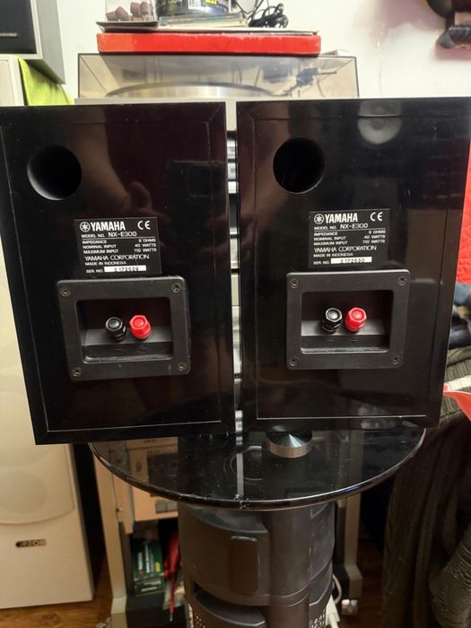Boxe YAMAHA NX -E300 . Stare foarte buna