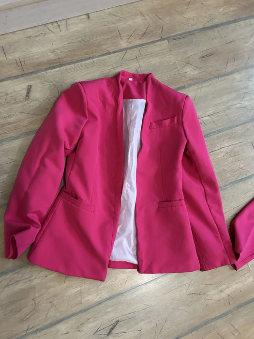 Костюми, Сет сако и панталон