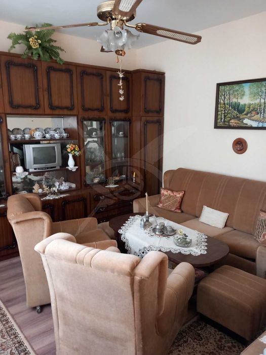 Продава се Къща в с. Опълченец, Област Стара Загора - 120 кв.м за 272 €/кв.м - Снимка #1