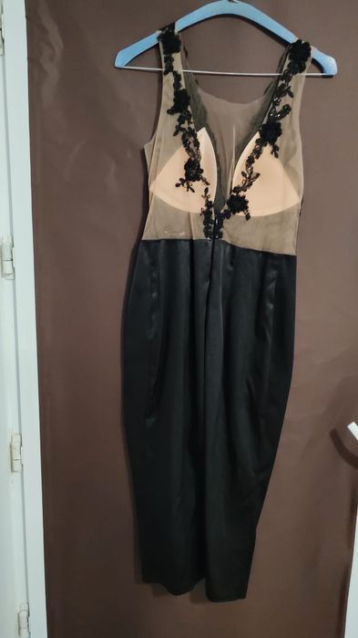 Vând rochie elegantă