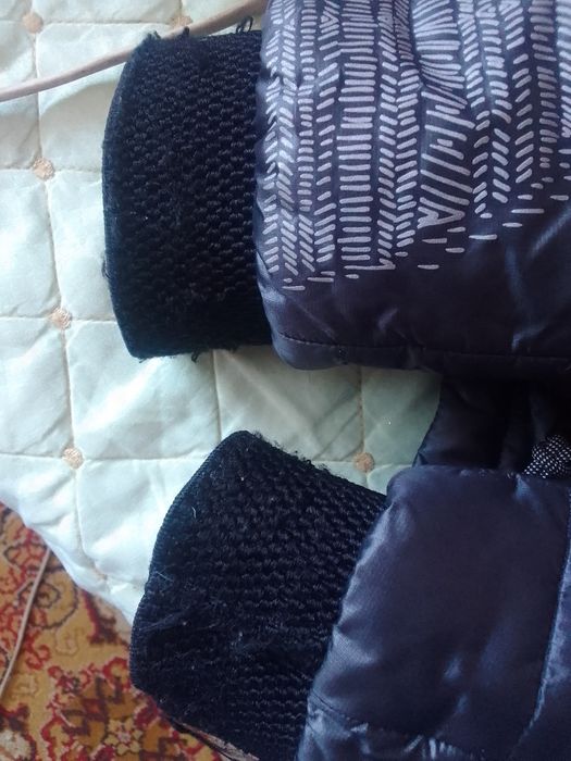 Продам женскую куртку