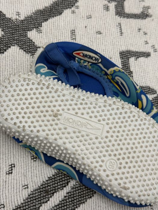 Детские аквашузы с рисунком осьминога