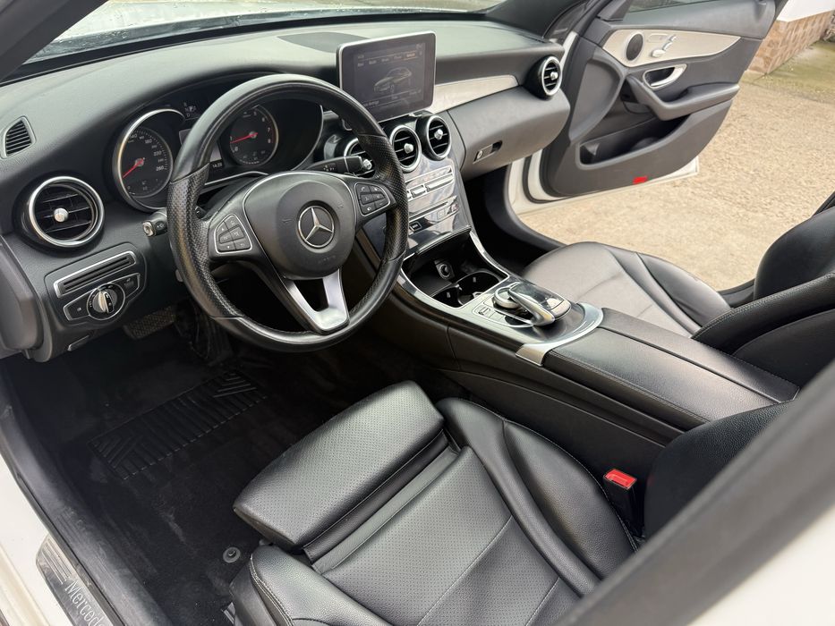 Mercedea C300 AMG 4MATIC