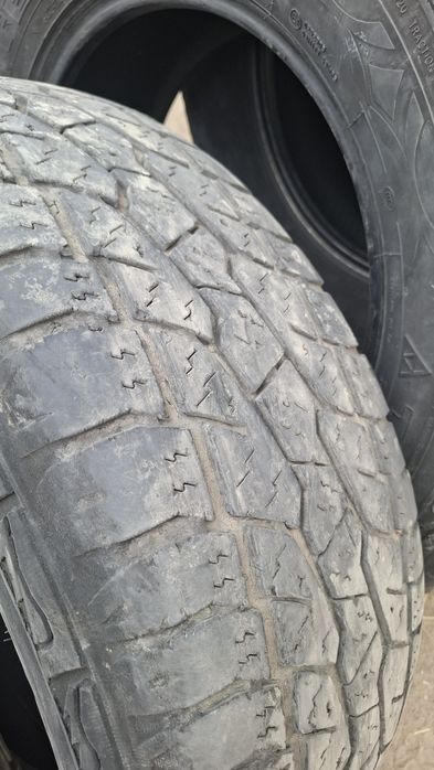 Продам резину 4 шт 265/65 R17