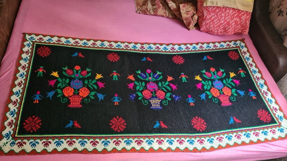 Carpete cusute manual