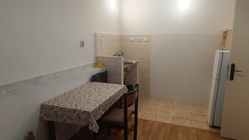 Дава се под наем Едностаен апартамент в Смолян, Стар център - 30 кв.м за 153 € - Снимка #2