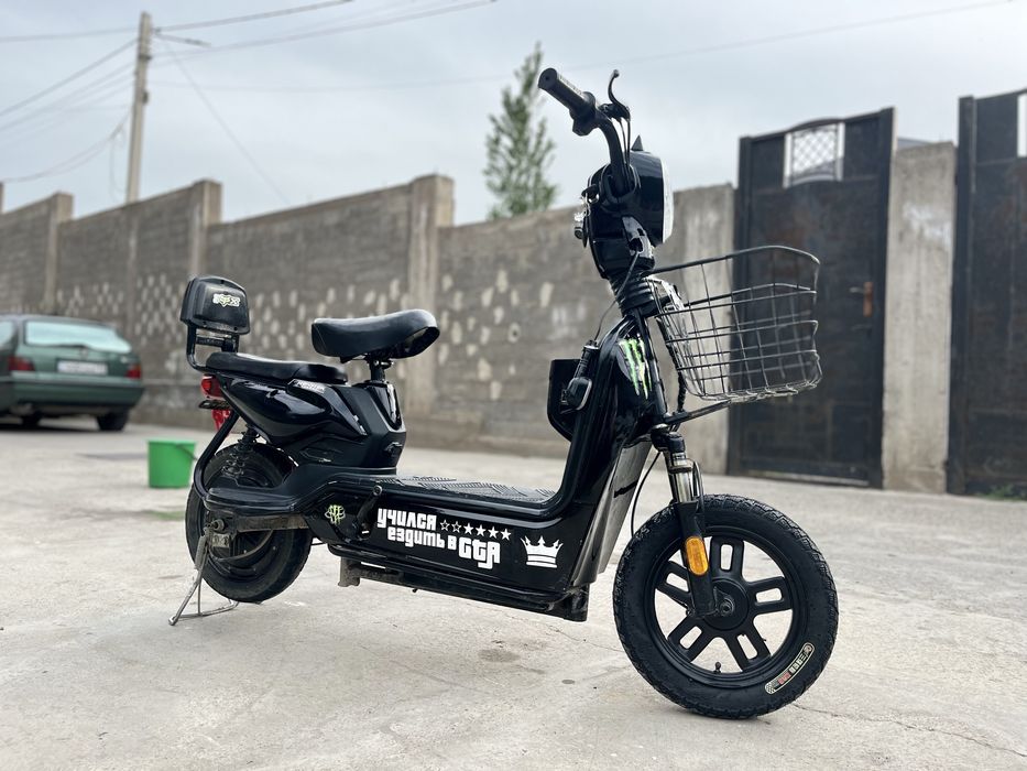 Продается скутер состояние самалет