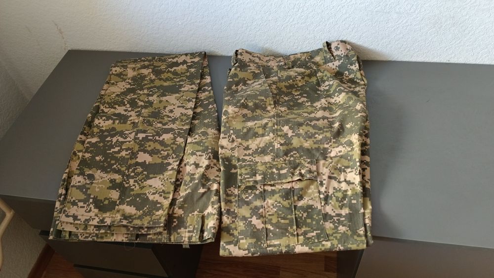 Камуфляжный костюм