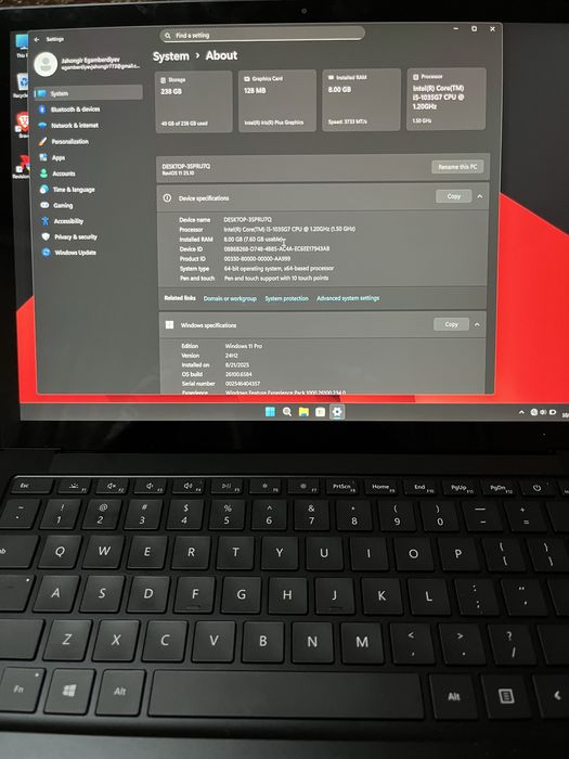 Microsoft Surface Laptop