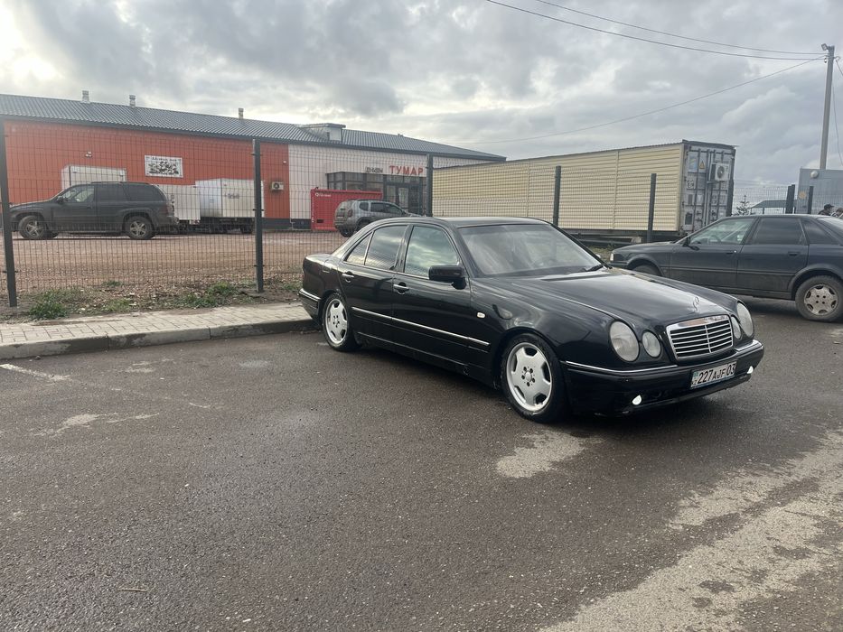 Продам Мерседес W 210 газ бензин