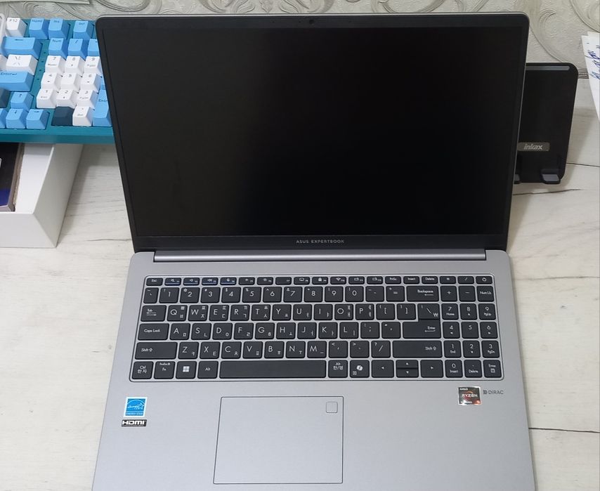 Asus Expertbook noutbook Ryzen 5 7535 HS kuchli 8/512