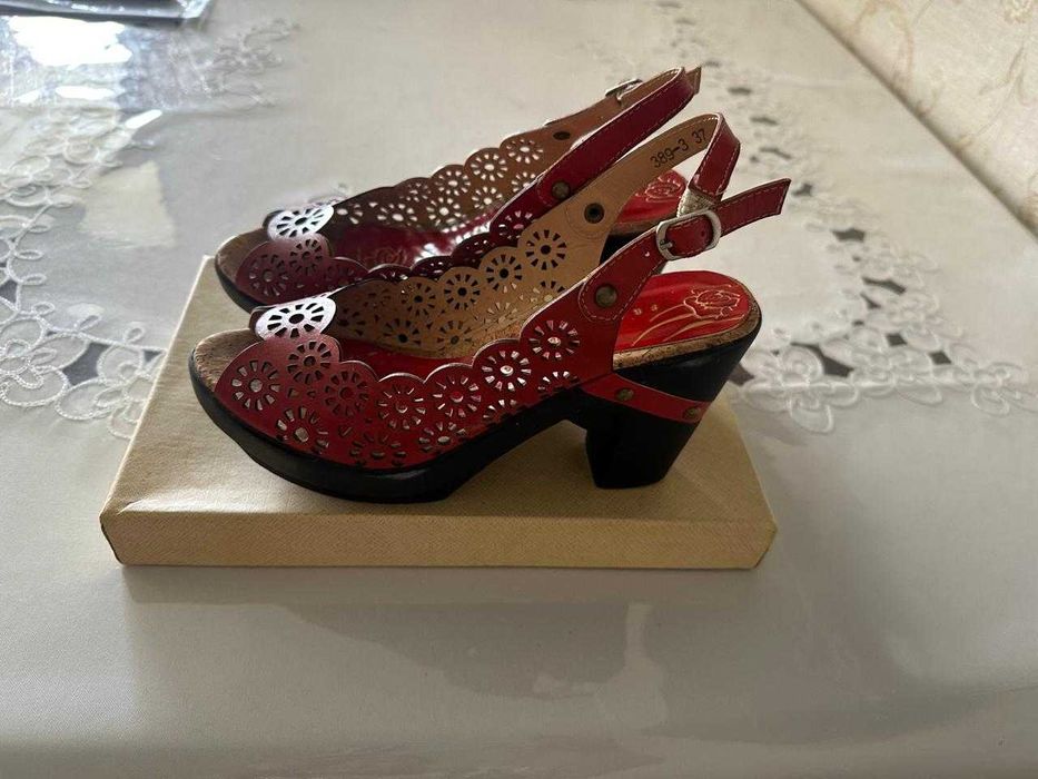 Продам обувь 36-37 размер