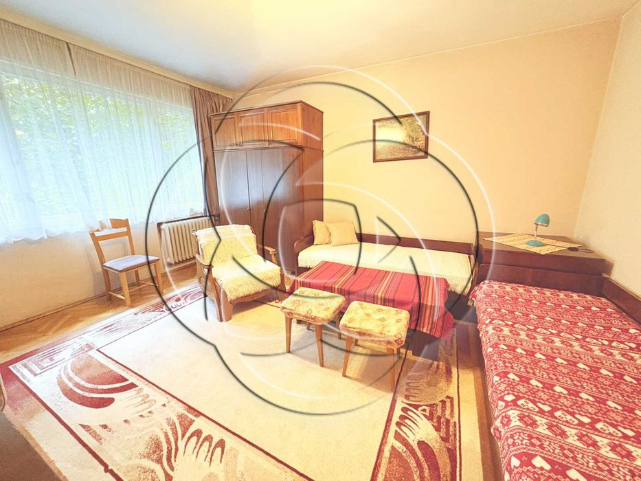 Продава се Двустаен апартамент в София, Красно село - 55 кв.м за 3273 €/кв.м - Снимка #1