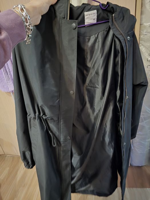 Палто на Medicine