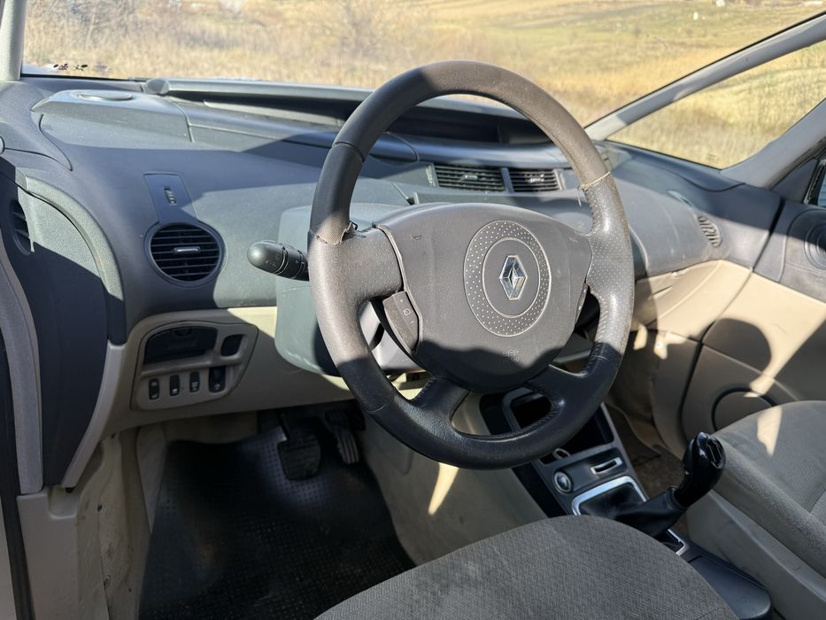 bara fata renaut espace an 2006 motor 2.2