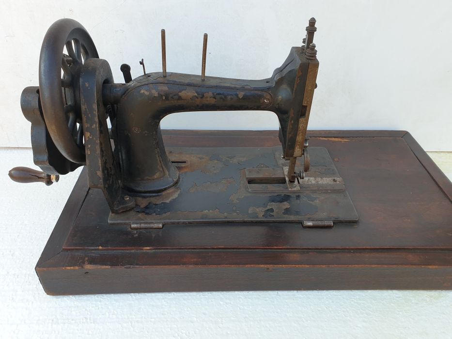 Mașină de cusut Singer