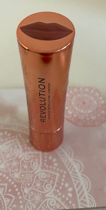 Ruj Revolution white wedding