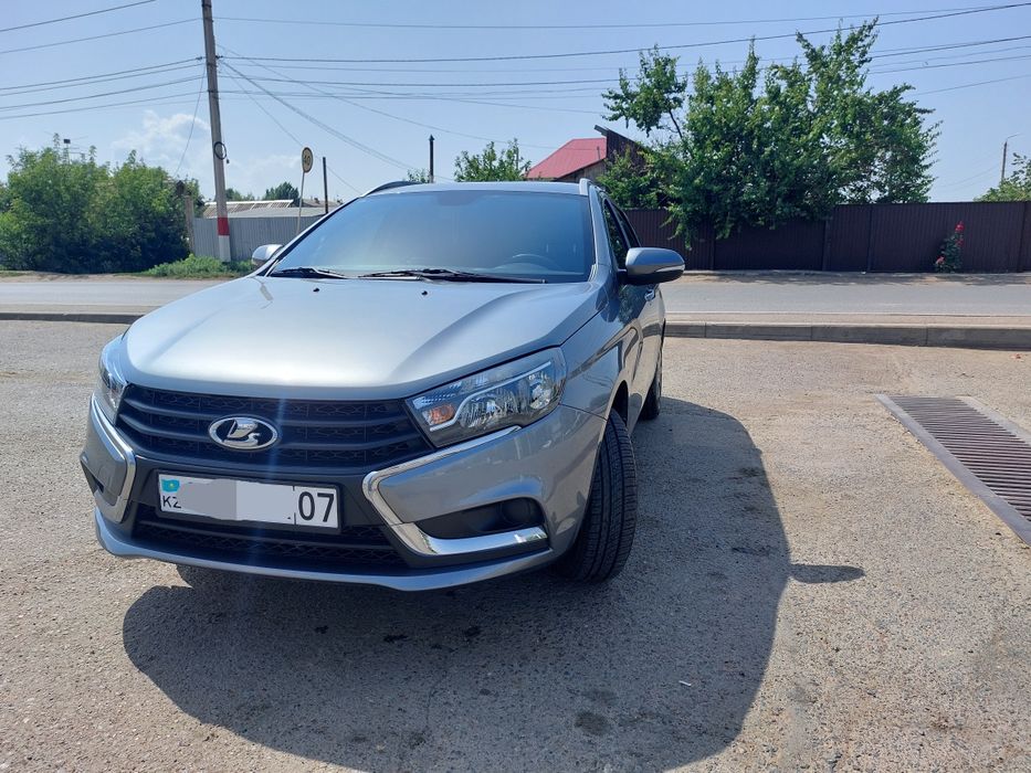 Продам Vesta sw 2019 г