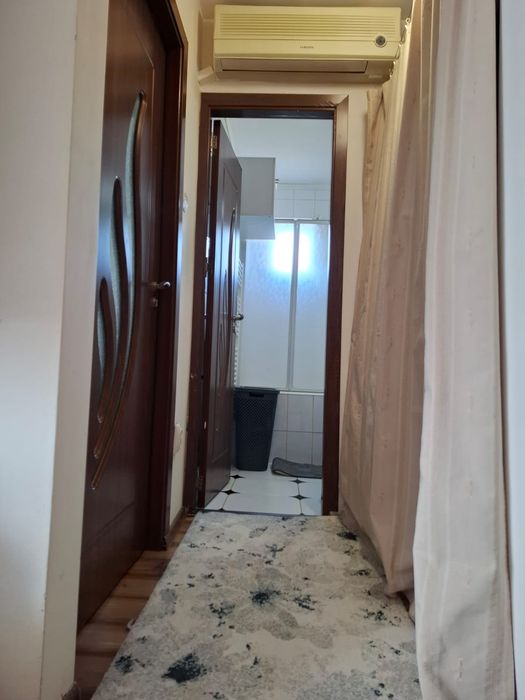 Apartament  2 camere  semidecomandat   bloc  reabilitat termic   la 50 m de scoala 99 si gradinita floare albastra