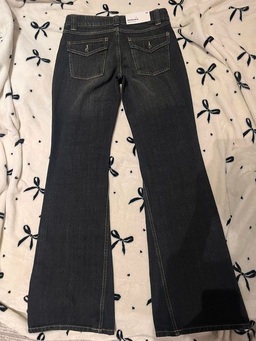 черные джинсы клеш