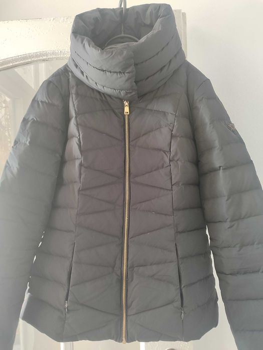 Дамско Пухено Яке Guess , M размер