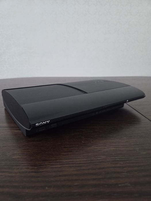 Ps 3 super slim 500gb