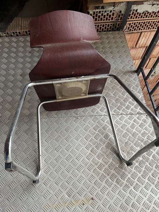 Vand scaune rezistente
