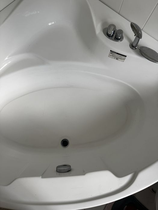 Продам ванна Appolo,