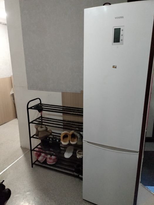 Продам холодильник  в неисправности